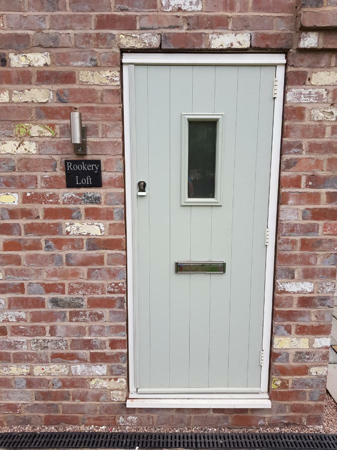 Rookery Lodge Apartments Wistaston ภายนอก รูปภาพ